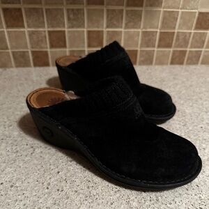 Ugg black suede with knit trim mules